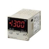 CONTROLADOR OMRON E5CS-Q1KJX 24V AC/DC